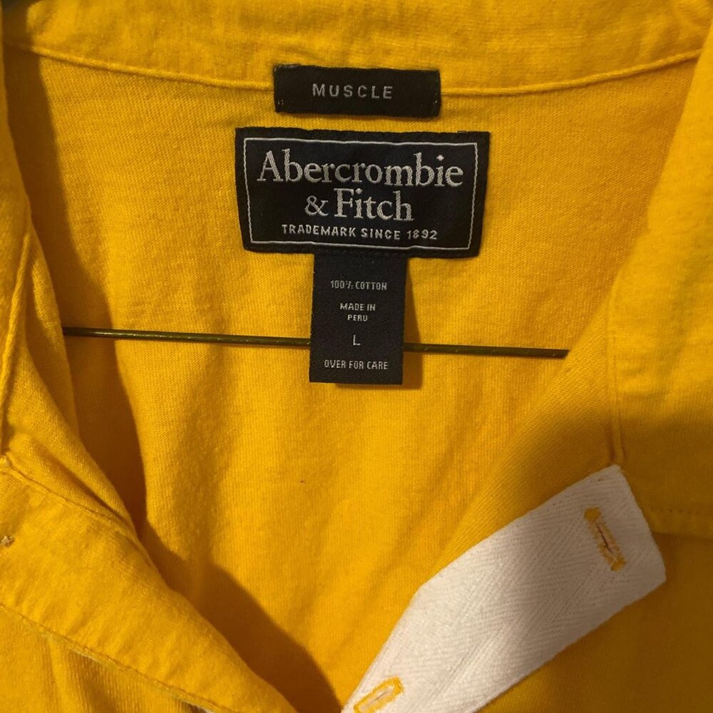 Abercrombie & Fitch Men's Large Yellow Rugby Polo-Shirt - Picture 2 of 3